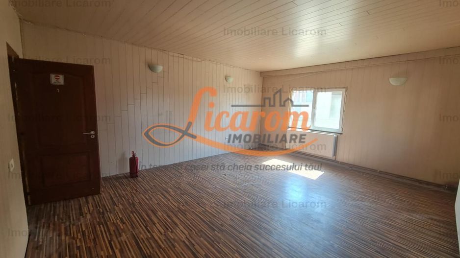 Proprietate in Cristian cu trei constructii+o fundatie,450000euro - Poză 21