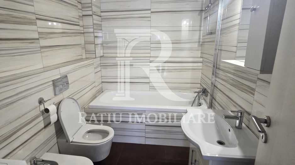 Apartament cu 3 camere | zona Salca | Oradea - Poză 5