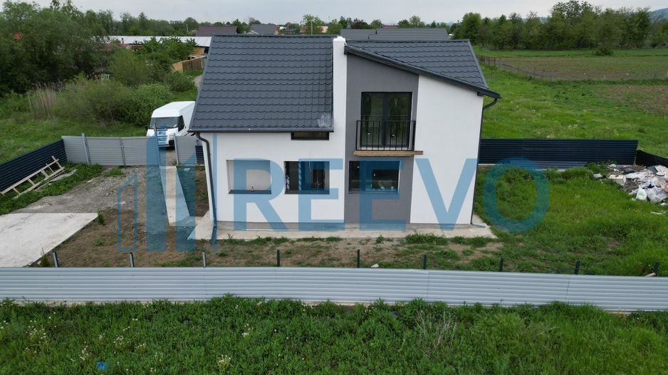 Casă/Vilă de vânzare Sat Siretu, Com. Letea Veche, Bacău - Poză 9