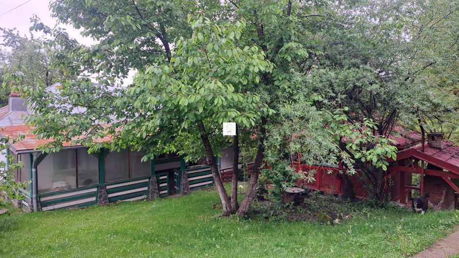 Casa vacanta sau locuinta Varfuri - Poză 12