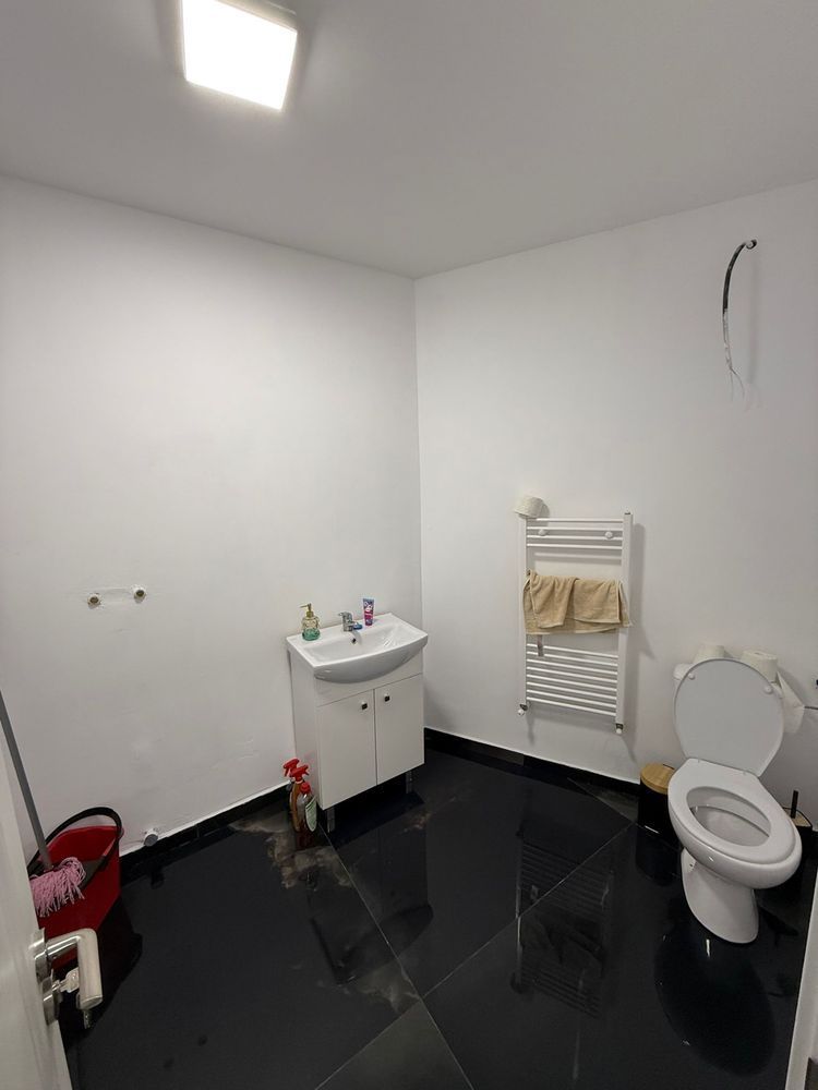 Spatiu comercial de vanzare 85mp - Poză 3