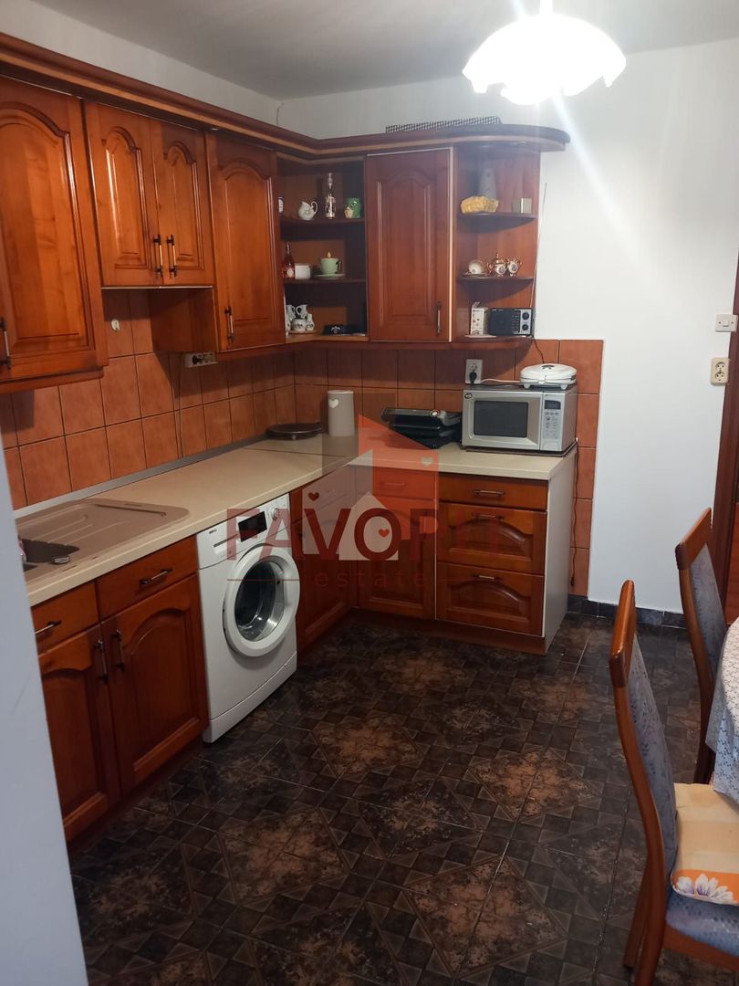 3 camere | decomandat | centrala proprie | boxa | zona excelenta | 2 bai | - Poză 3