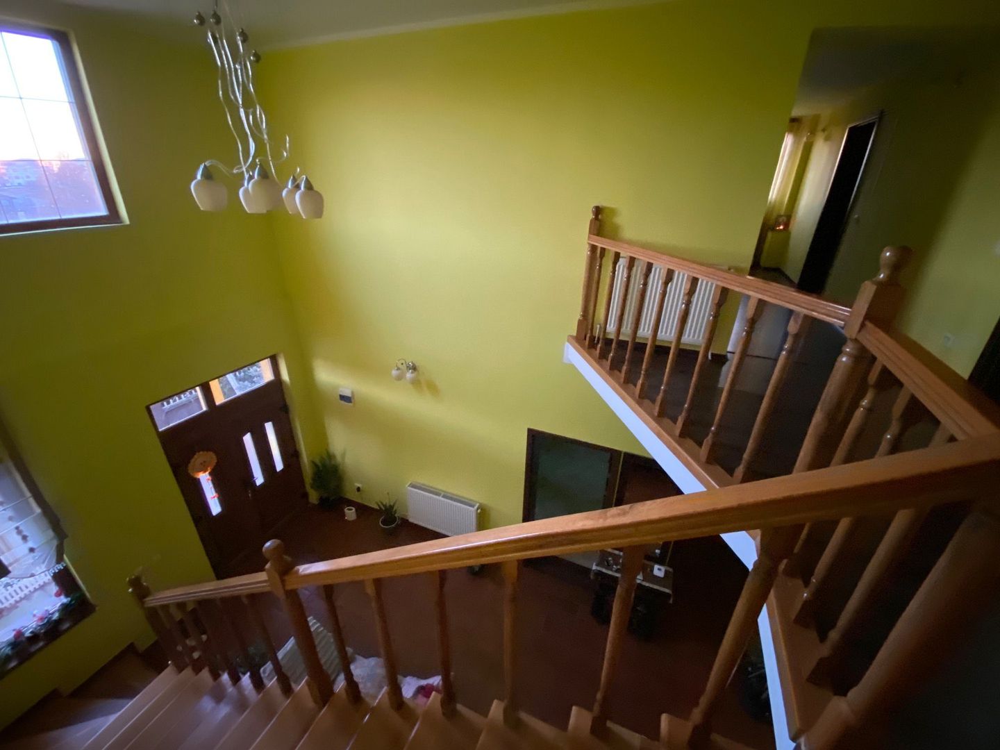 Duplex spațios cu garaj - Poză 10