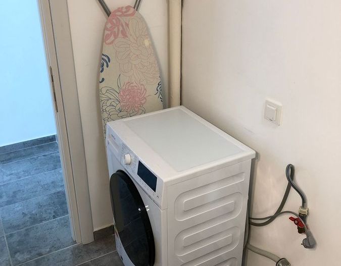 Universitate- Piata Rosetti - Poză 3