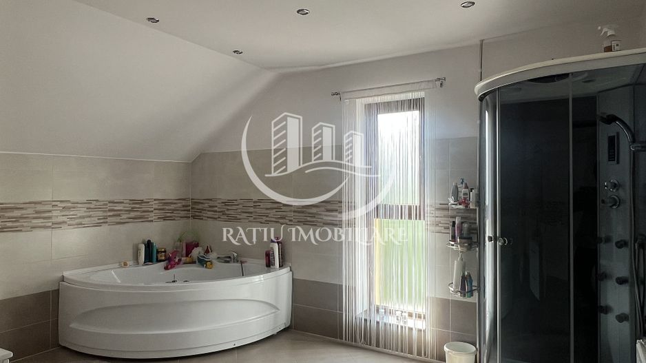 Casa cu 5 camere | P+M | Iosia | Oradea - Poză 25