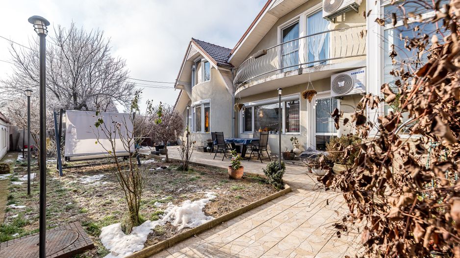 Casă cu 5 camere în Aradul Nou - locul unde linistea devine acasă - Poză 1