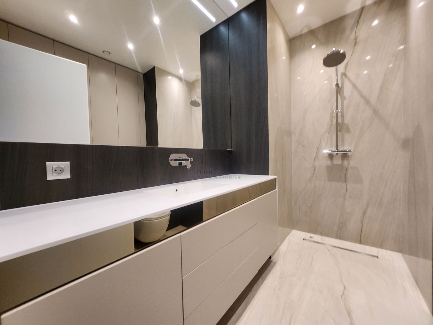 APARTAMENT DE LUX CU 5 CAMERE APROAPE DE BULEVARD KISELELFF - Poză 6