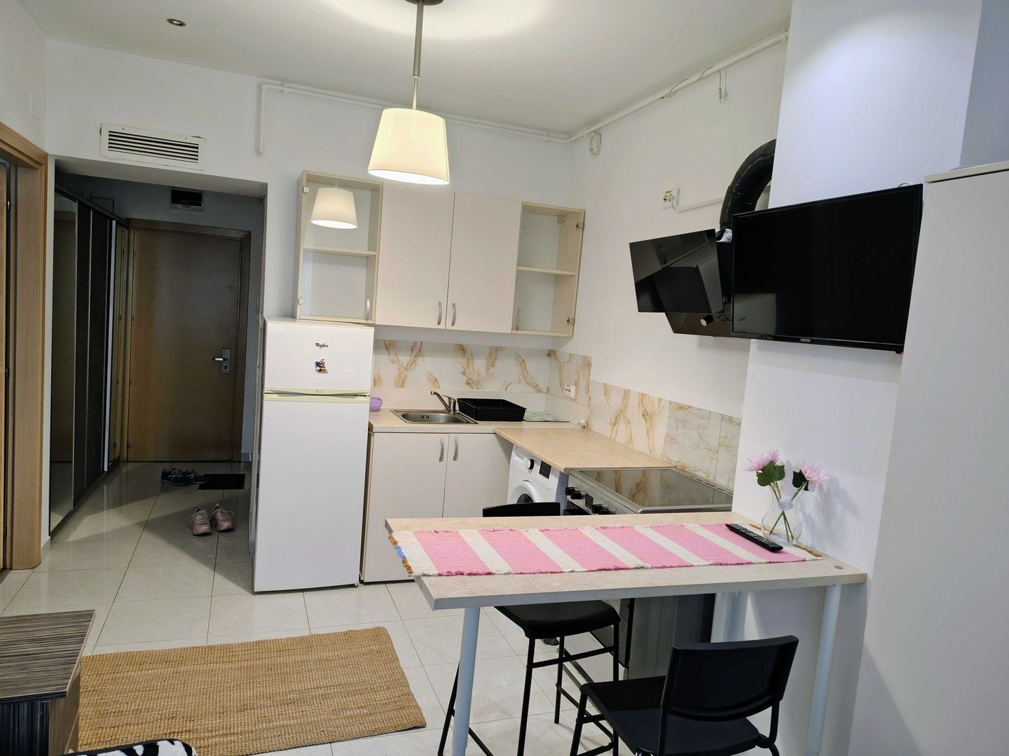 Inchiriere 2 Camere RIN Grand Residence, Vedere Parcul Vacaresti, Dressing - Poză 4