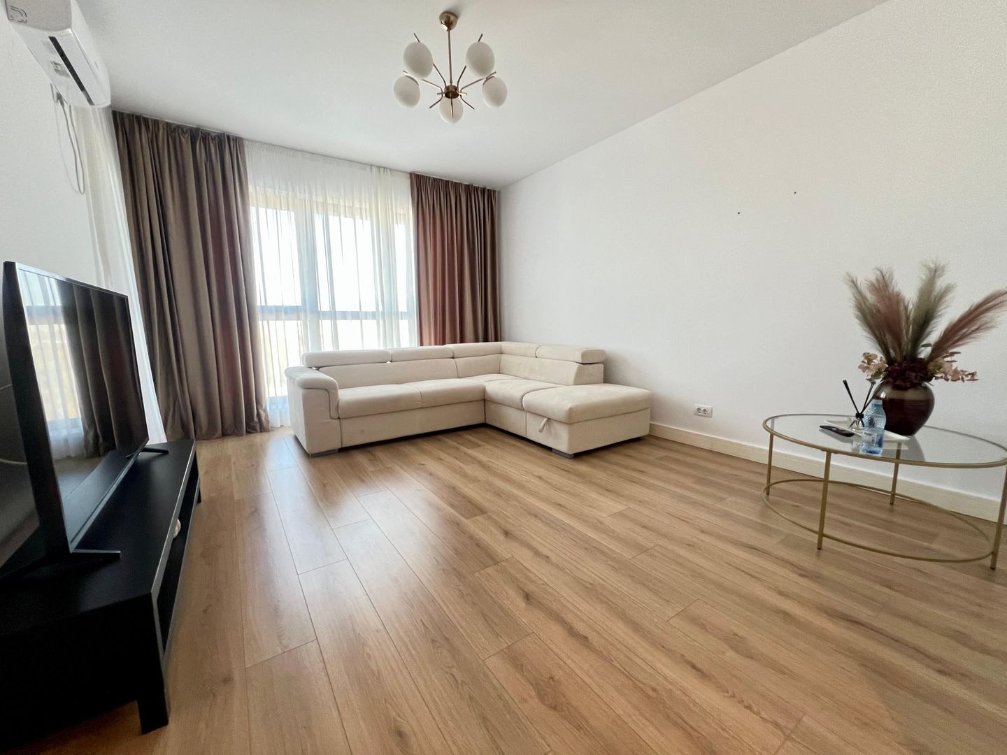 Apartament 2 camere modern în Aviației – 2 băi, dresing - Poză 11