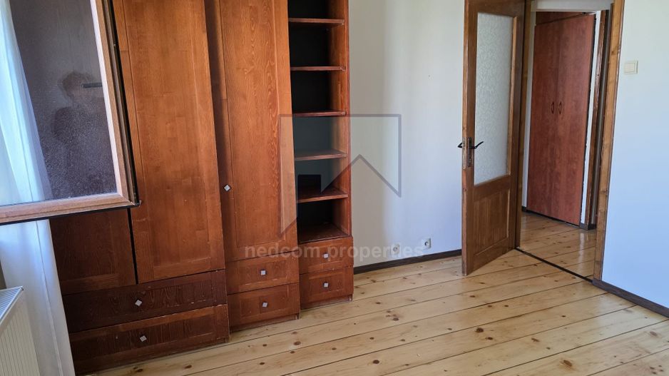 Inchiriere apartament 3 camere str. Novaci - Sebastian - Poză 11