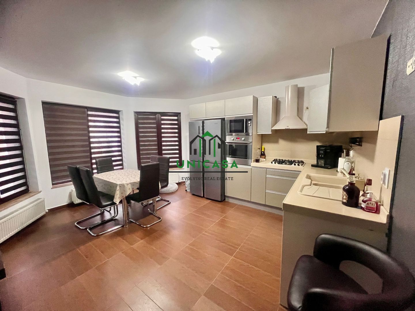 Casă de închiriat/Str Matei Basarab/Rm Vâlcea - Poză 4