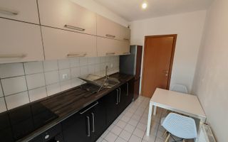 Metrou Pacii, Ten Blocks, 2 camere, 70mp, 4/10, decomandat, mobilat, loc parcare - Poză 5