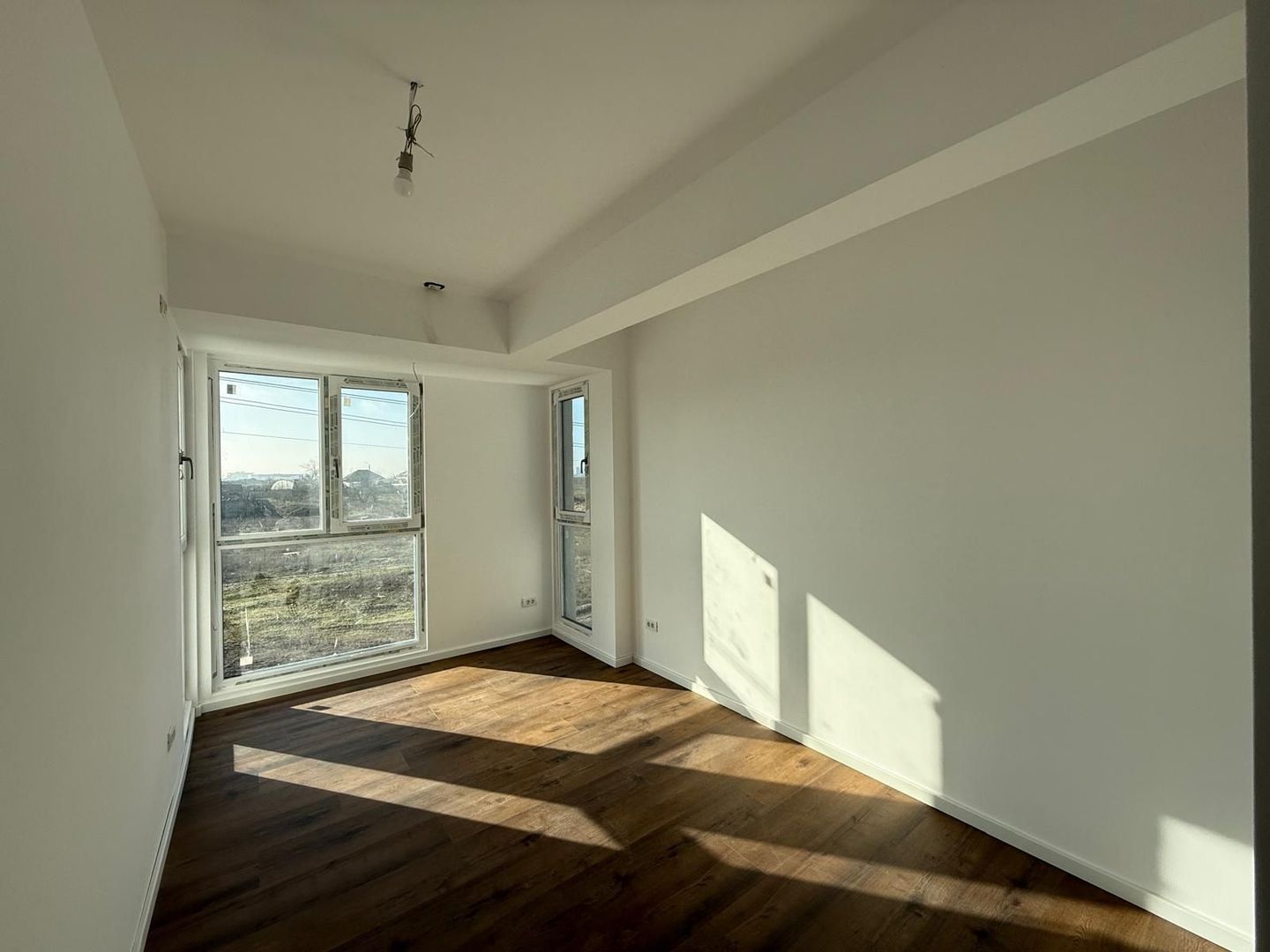 Vile Tunari deosebite, ansamblu inchis, TOATE utilitatile - Poză 7