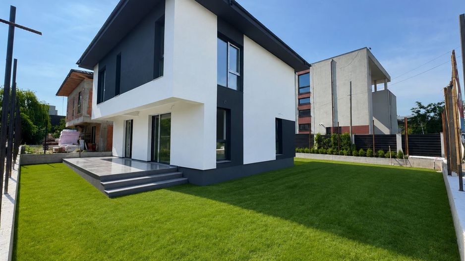 Individuale Mega 23 august, Toate Utilitatile, curte 400m2 - Poză 1