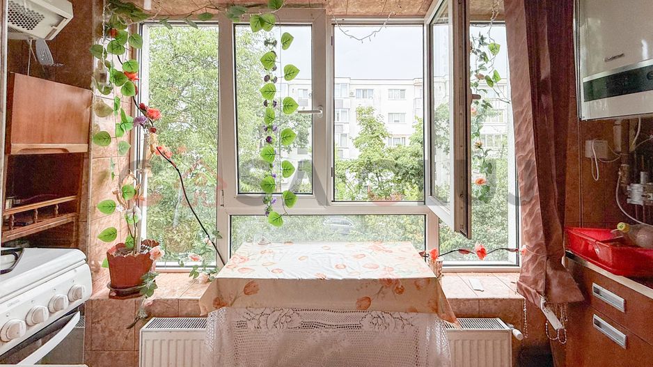 2 camere , etaj intermediar, bloc reabilitat, Intre Lacuri - Poză 6