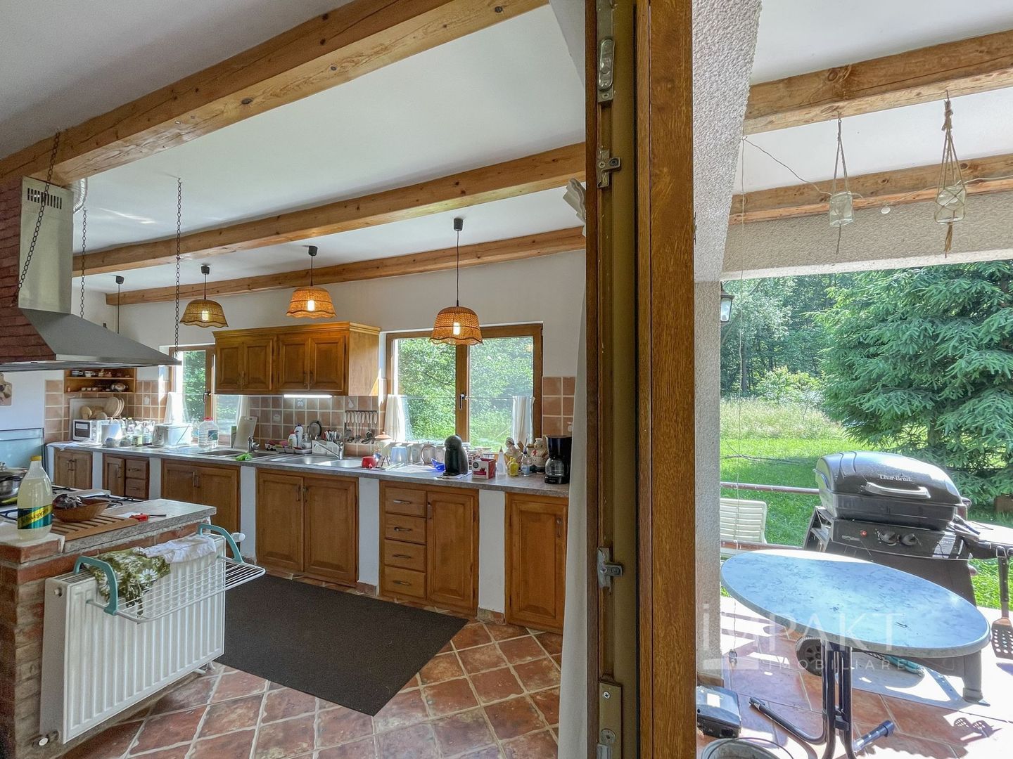 Vila superba 300mp + teren 1400mp & front la rau in Somesul Rece. - Poză 28