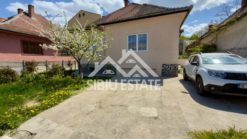 Casa zona centrala Sibiu 2 unitati, ideala investitie - Poză 2