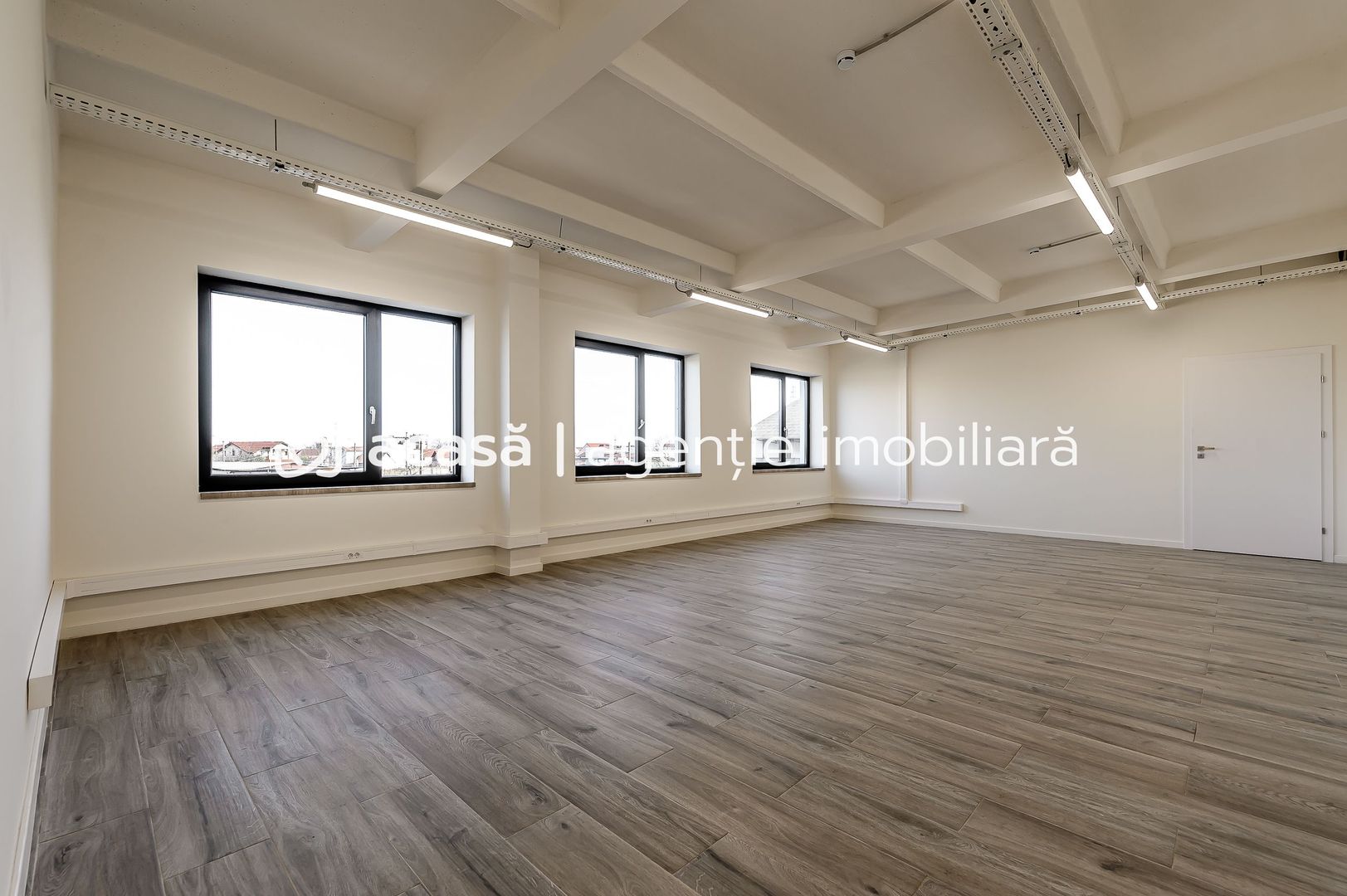 Birouri renovate de inchiriat în Poetului Business Park Arad - Poză 2