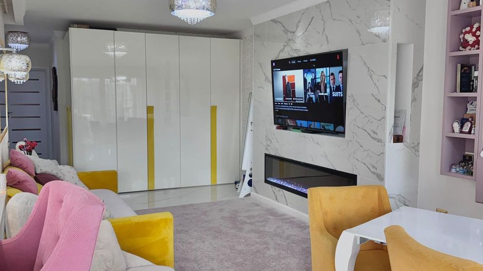 Apartament Superb cu 3 camere 82mp Soporului - Poză 1