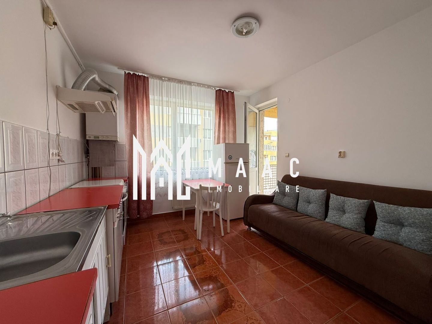 Apartament 2 camere | Etaj 1 | Parcare | Balcon | Siretului - Poză 3