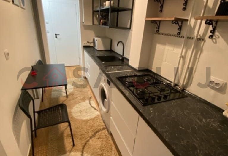 Apartament cu 4 camere, zona McDonald's / Minerva ! - Poză 2