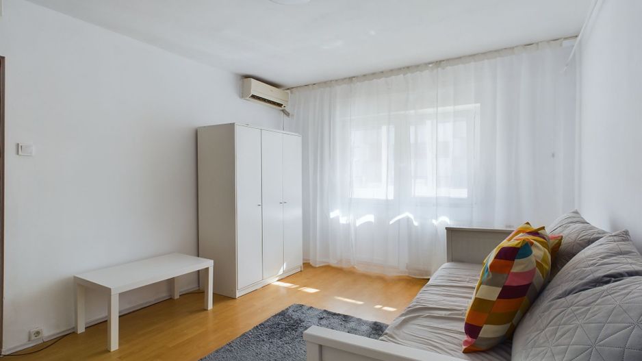 Apartament 1 cameră Soarelui - Poză 1