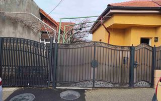 Casa cu personalitate in Calomfirescu – spatiu, liniste si teren gener - Poză 3