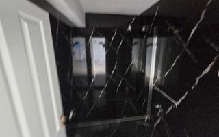 Apartament cu 2 Camere, Bloc Nou, Lift, Zona Centru - Poză 2