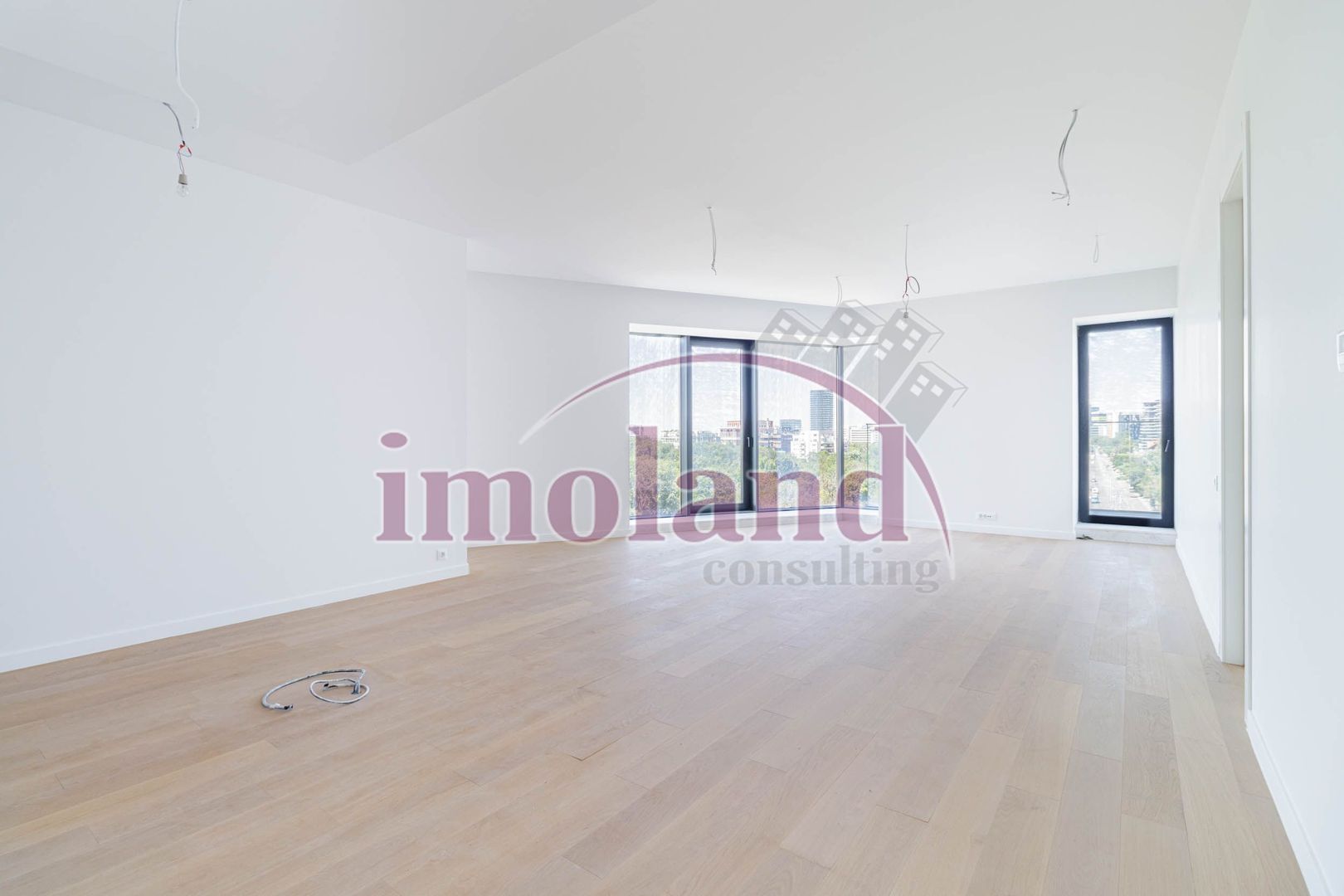 Apartament 4 camere si parcare - inchiriere - Barbu Vacarescu-Floreasca - Poză 2