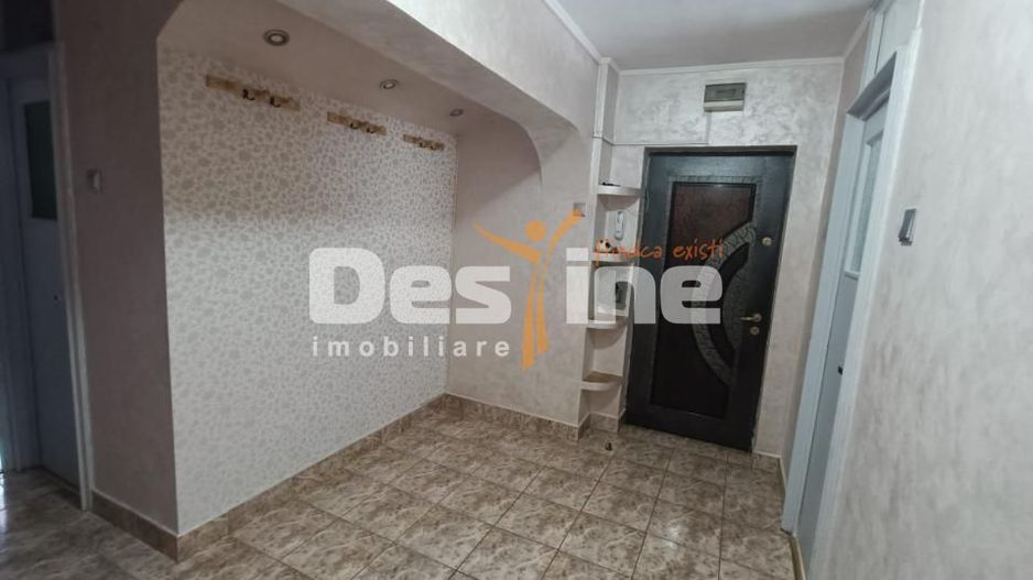 Apartament 3 camere, decomandat, metrou Dristor2 - Poză 8