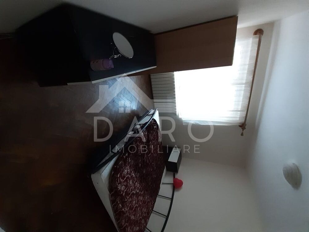 Inchiriez apartament doua camere - Poză 4