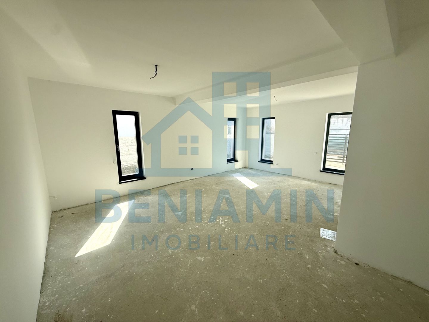 Casa parter - 331mp teren - 121mp casa -posibilitate predare - Leamna - Poză 4