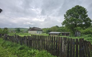 Teren intravilan de 2950 mp cu casă bătrânească în Comuna Brăești, Județul Iași - Poză 1