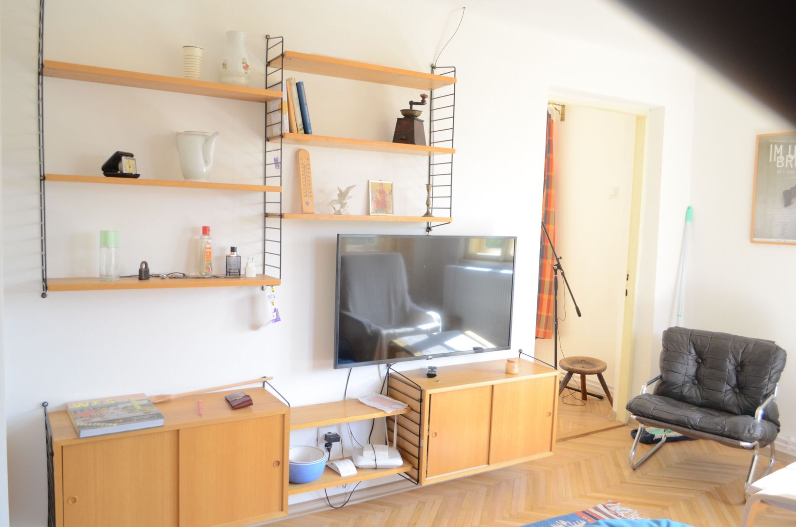 Casa renovata la tara complet mobilata si utilata - Poză 7