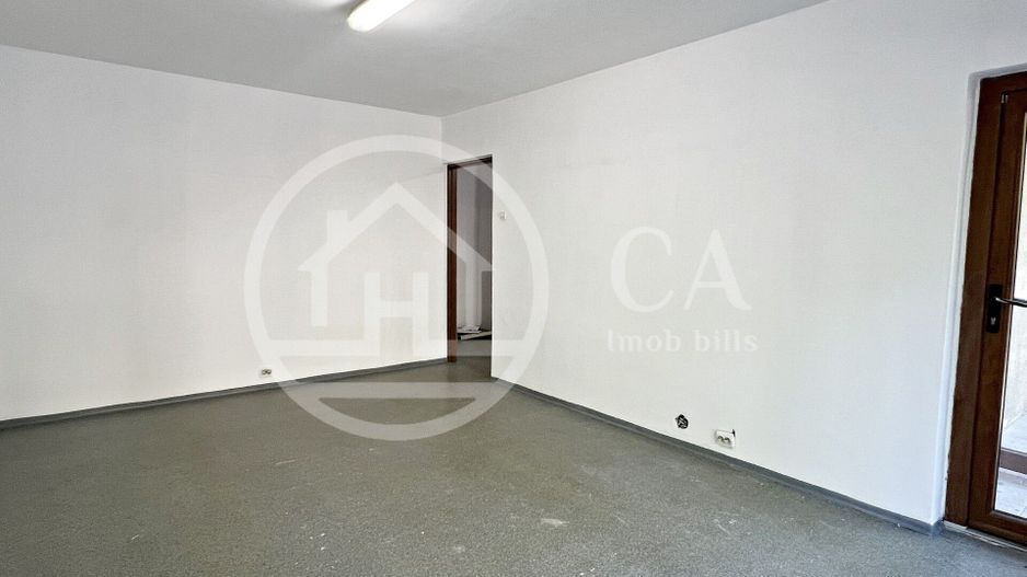 Spatiu comericial cu 4 camere de inchirat in zona Decebal, Oradea - Poză 3