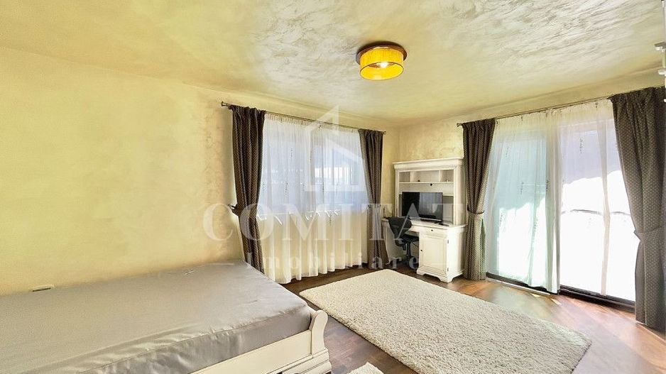 Vilă cu 6 camere de închiriat în cartierul Faget - Poză 19