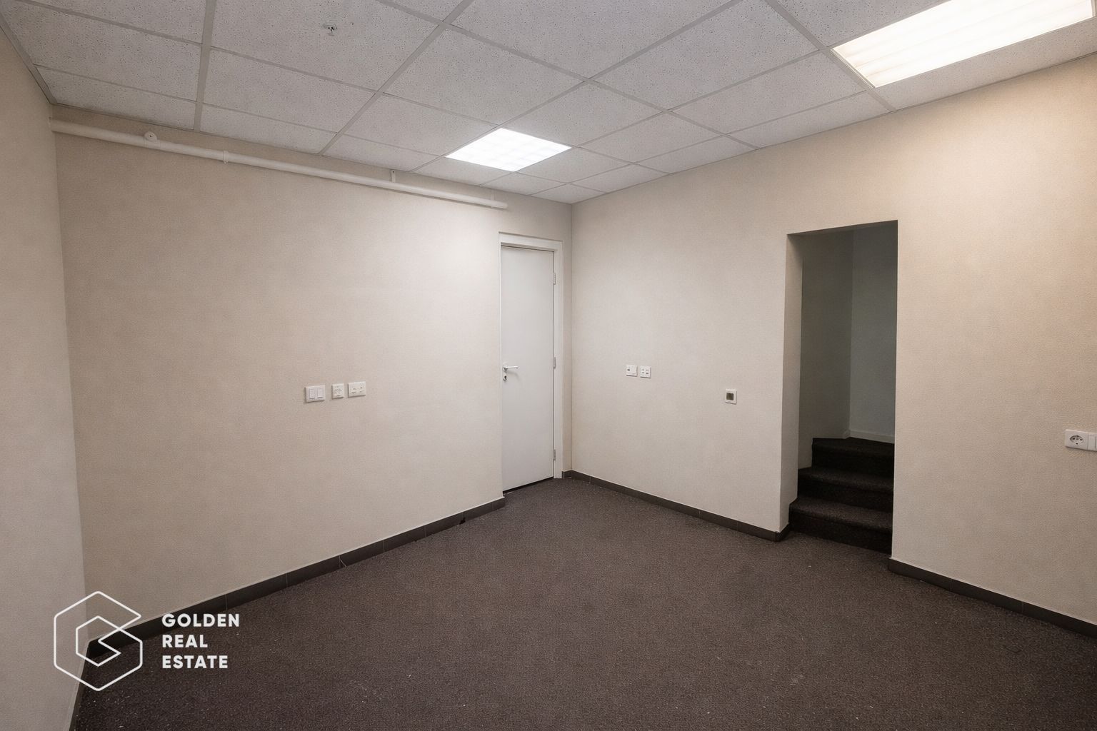 Oportunitate!Spatiu comercial central, 160mp, 5 camere, centrala proprie,parcare - Poză 8