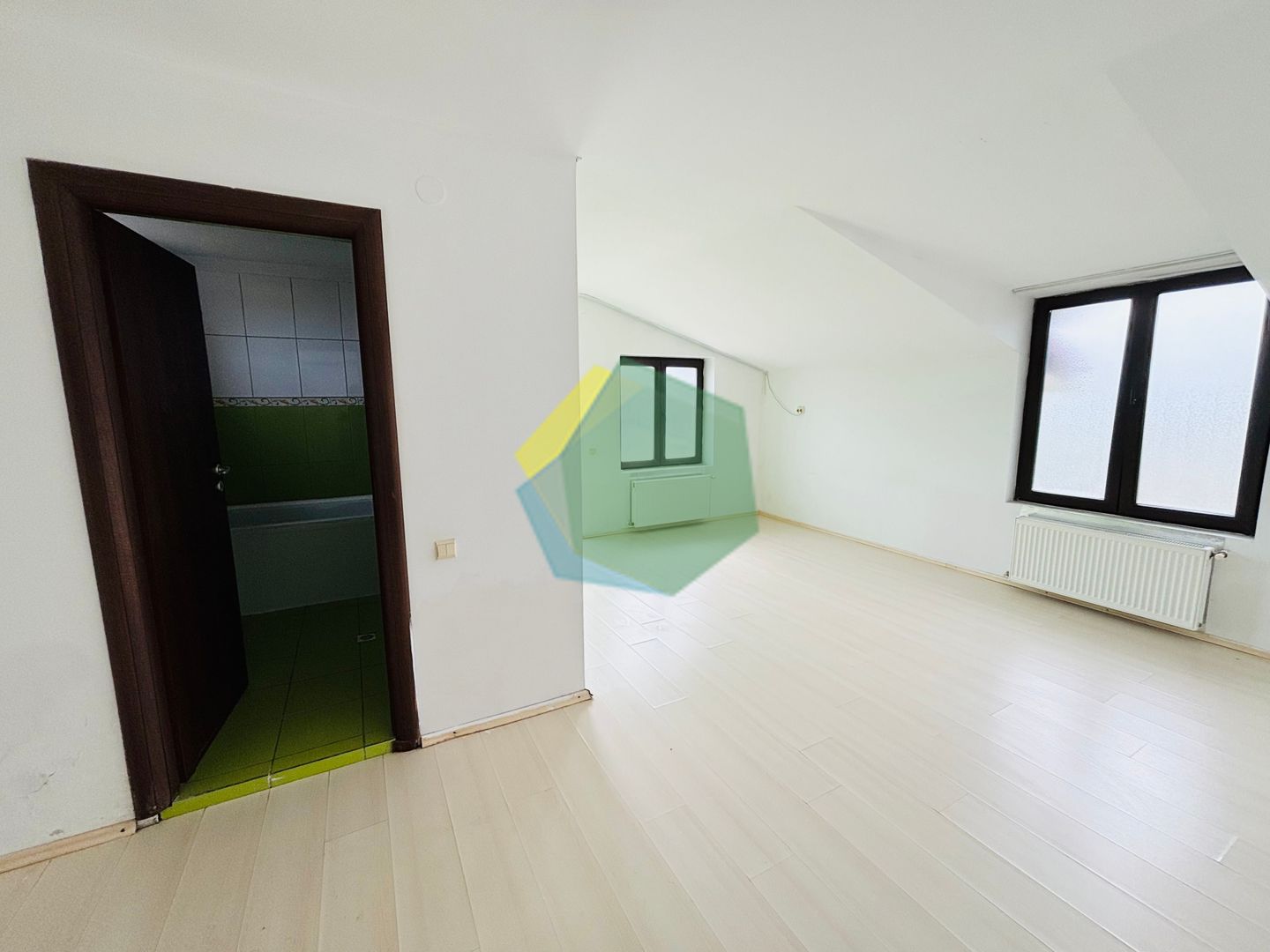 CASĂ CU 6 CAMERE ÎN COPĂCENI | 238 MP UTILI SI CURTE GENEROASĂ - Poză 7