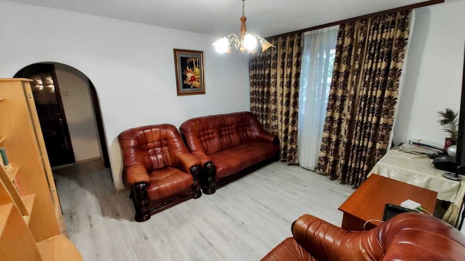 Apartament 2 camere, mobilat, renovat, langa metrou, Piata Chibrit - Poză 1