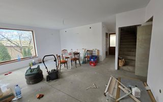 Casa semifinisata, 5 camere, 571 mp teren, Micesti - Poză 5