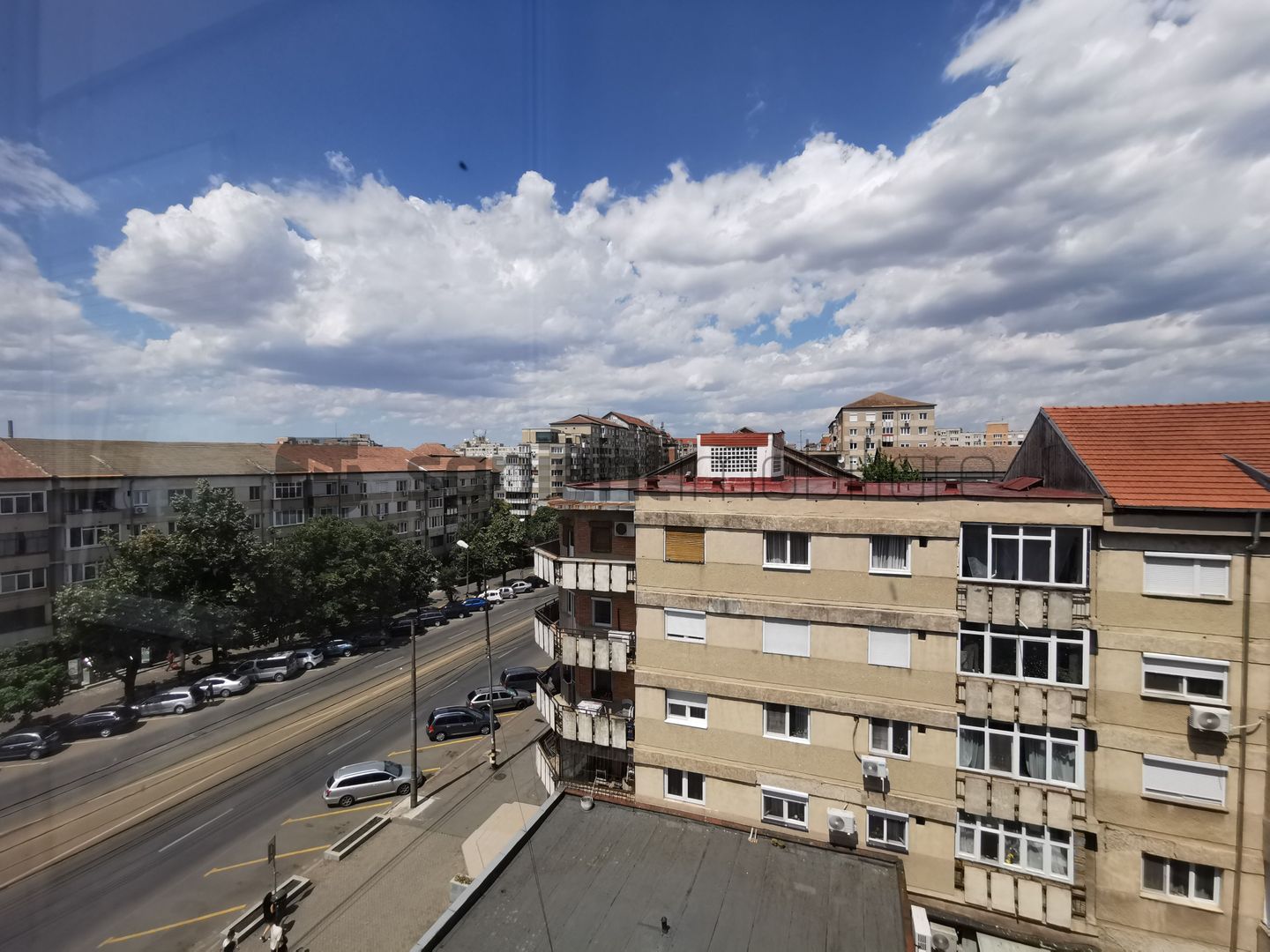 De închiriat apartament cu 4 camere, Bd. Decebal - Poză 12