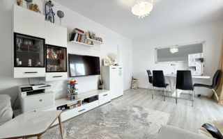 Apartament cu 2 camere complet mobilat si utilat la etajul 1 in Giroc la asfalt. - Poză 5