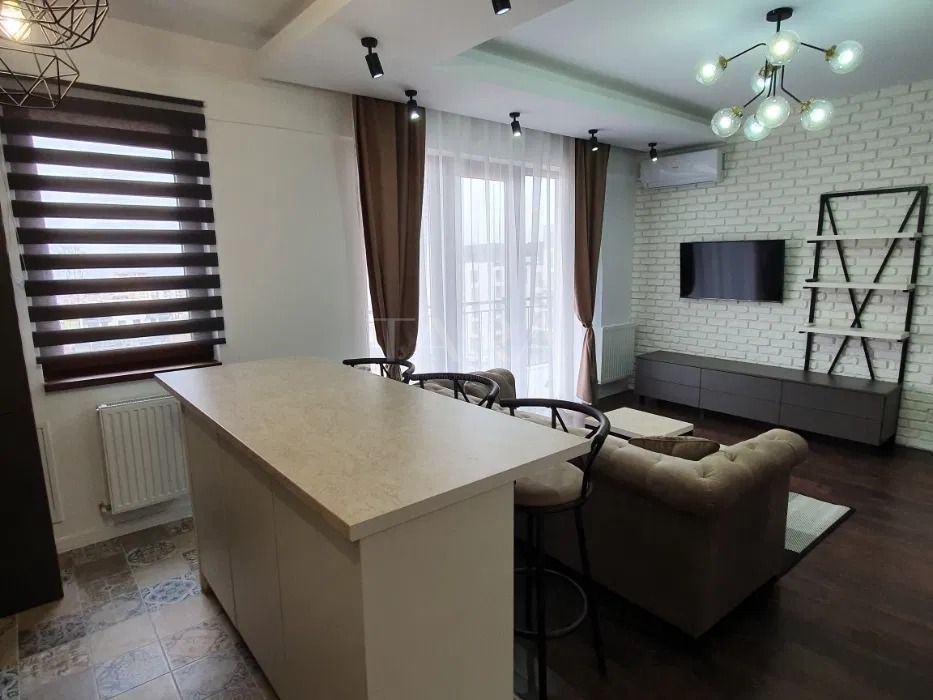 Apartament premium cu 2 camere, terasă, parcare subterană, Europa. - Poză 2