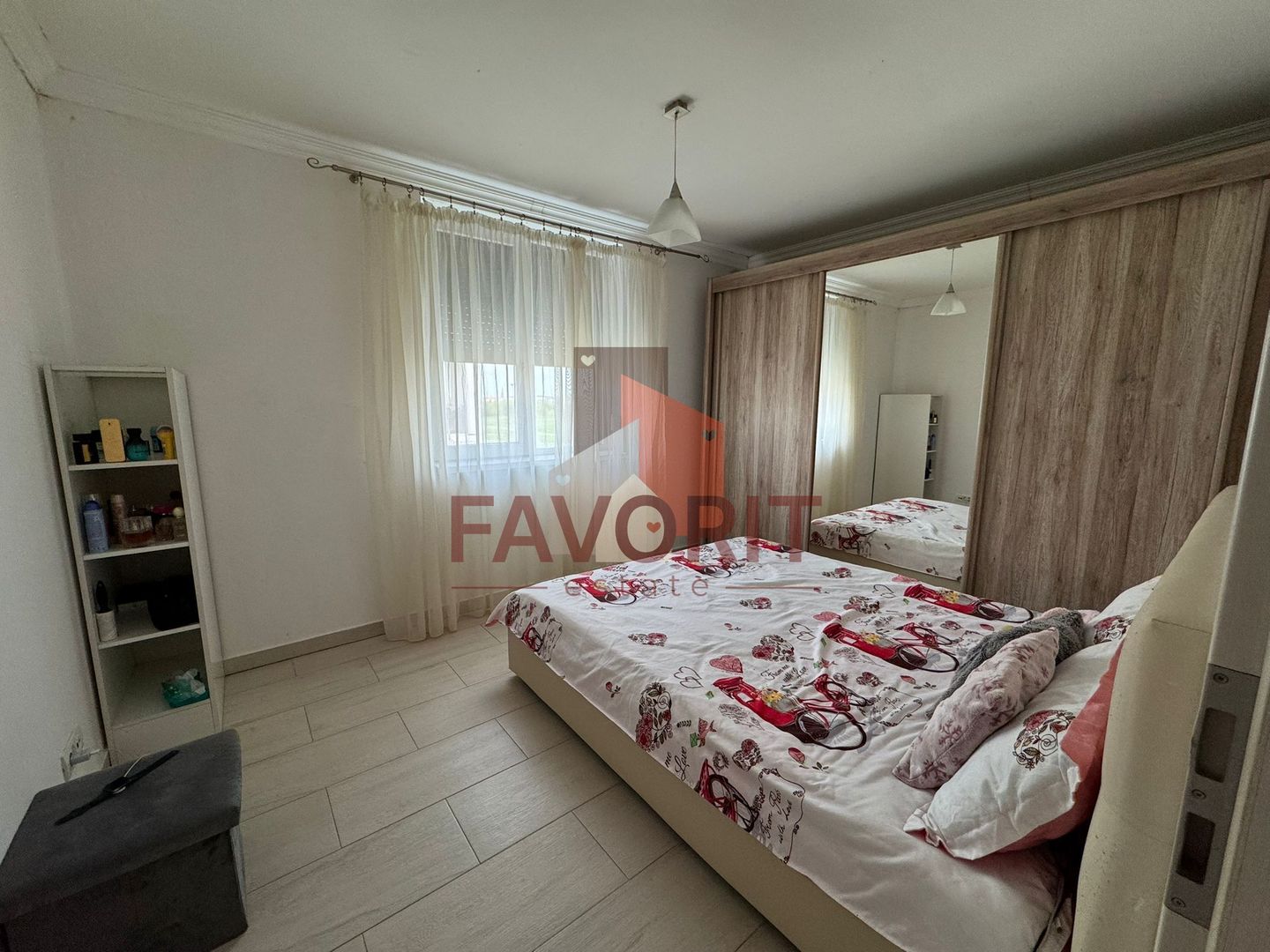 Mobilat si utilat. Zona Decathlon . Loc de parcare - Poză 6