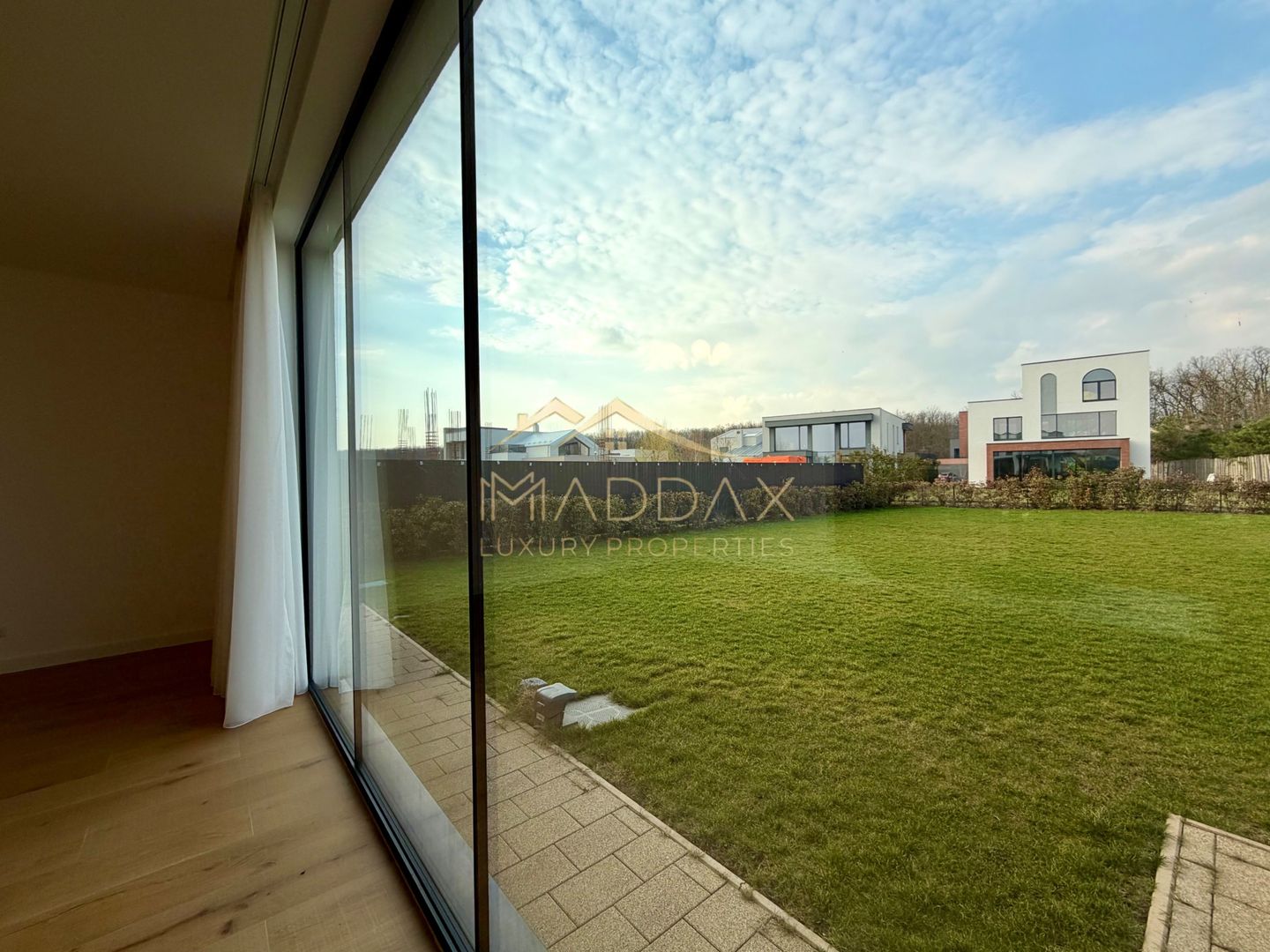 Vila Exclusivista in Mijlocul Naturii *959mp teren*/ 420mpc / Balotesti - Poză 19