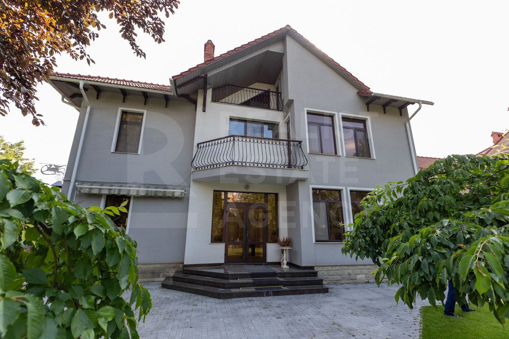 Chirie, casă, 2 nivele, 5 camere, Râșcani - Poză 1