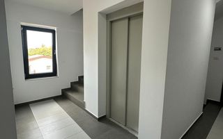 NOU Metrou Aparatorii Patriei prima inchiriere parcare acoperit 50euro - Poză 7