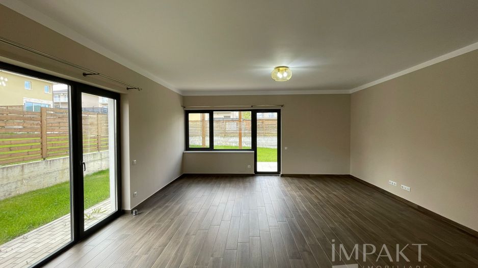 Casă / Vilă cu 4 camere de închiriat - Dezmir - Poză 6