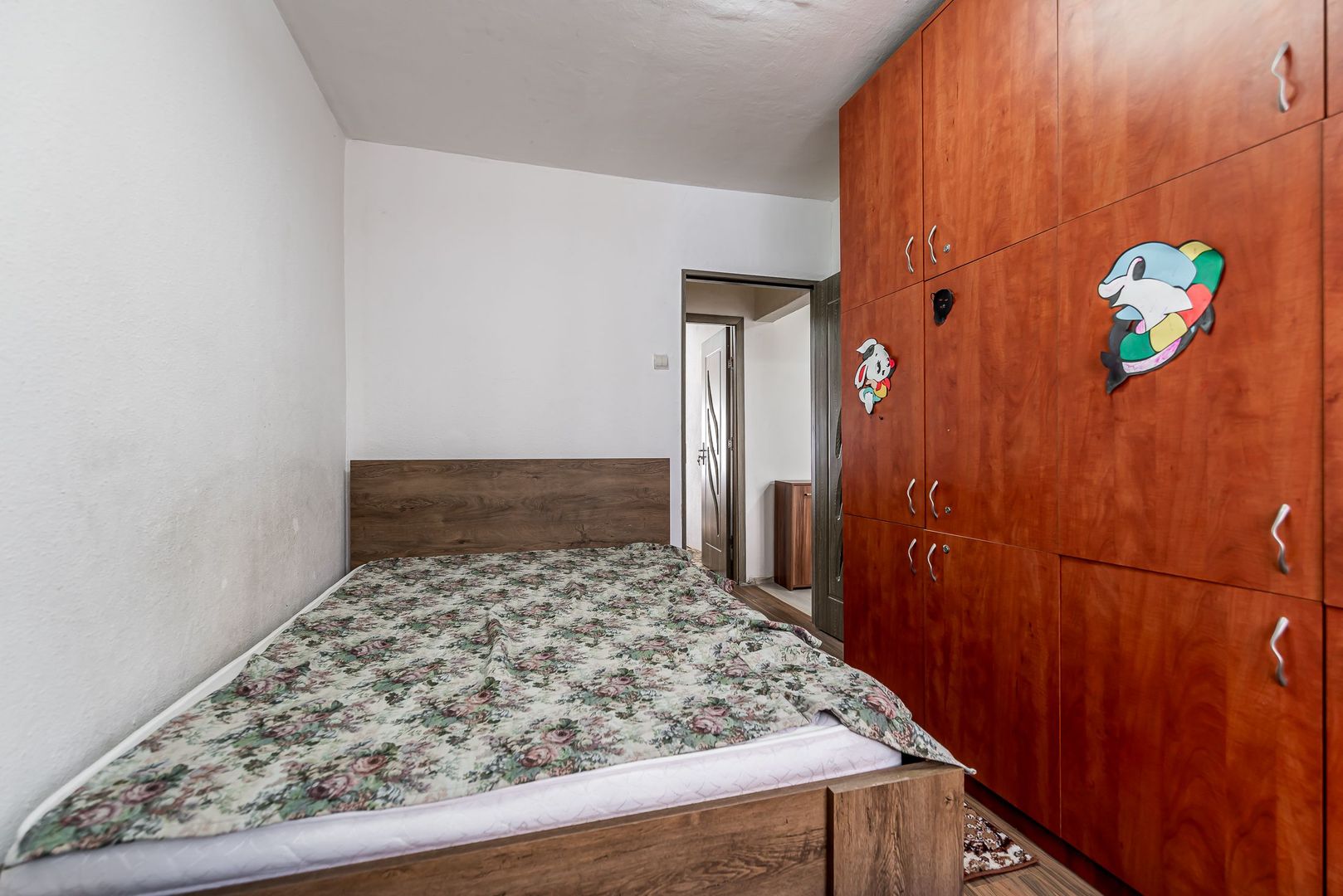 Apartament cu 3 camere, etaj 1 + loc de parcare pe Aleea Predeal - Poză 4