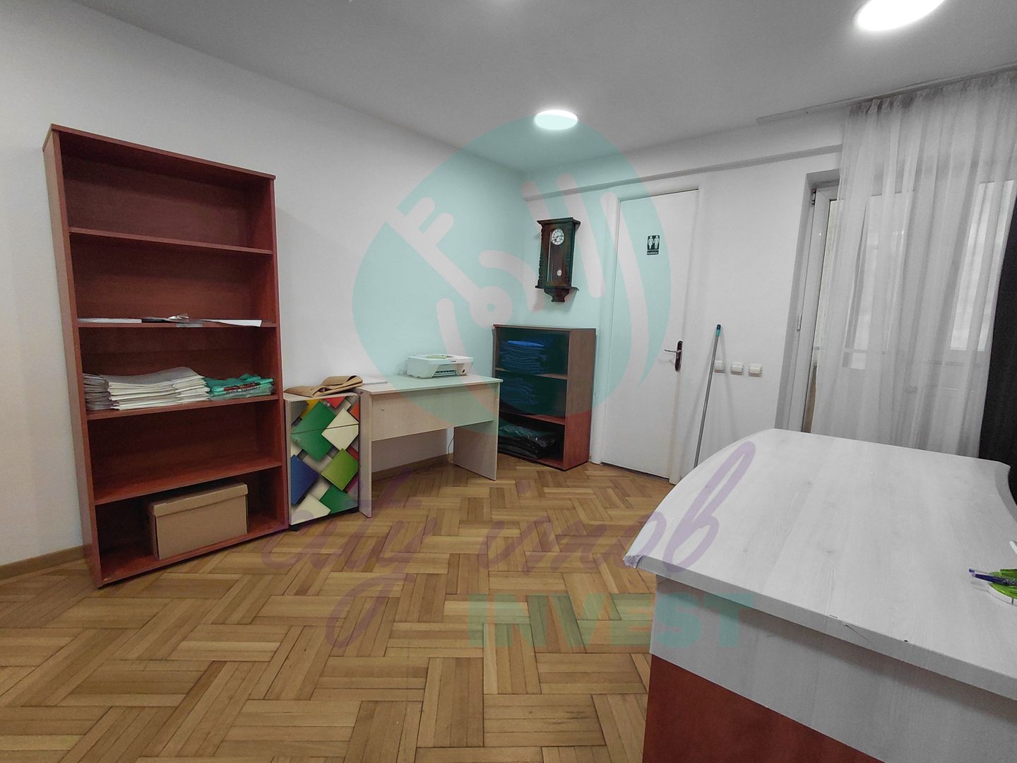 Interbelic 1934 | 4 camere, 4 balcoane, centrala | Piata Sf. Stefan - Poză 6